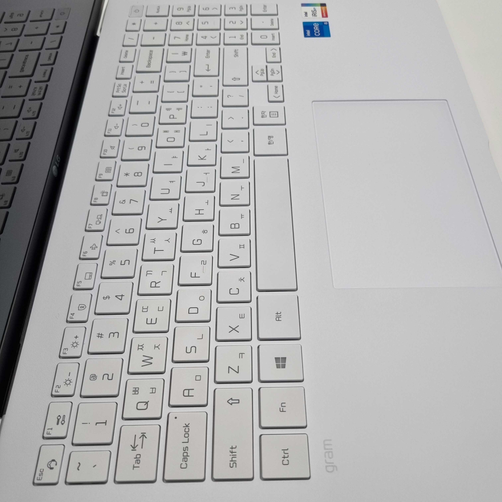 LG 16인치 그램 i5 11TH Iris Xe 가벼운 리퍼 노트북