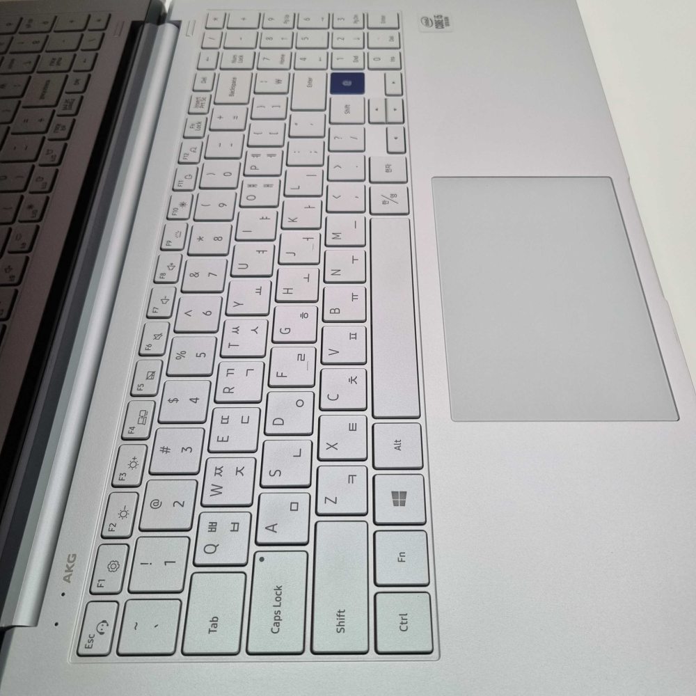 삼성 갤럭시북 i5 10TH RAM 16GB 15.6인치 리퍼 노트북