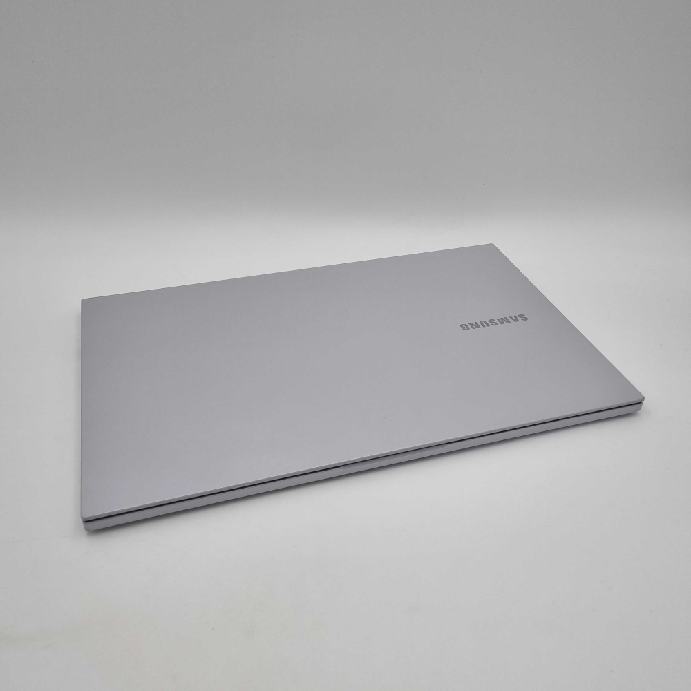 삼성 갤럭시북 i5 10TH RAM 16GB 15.6인치 리퍼 노트북