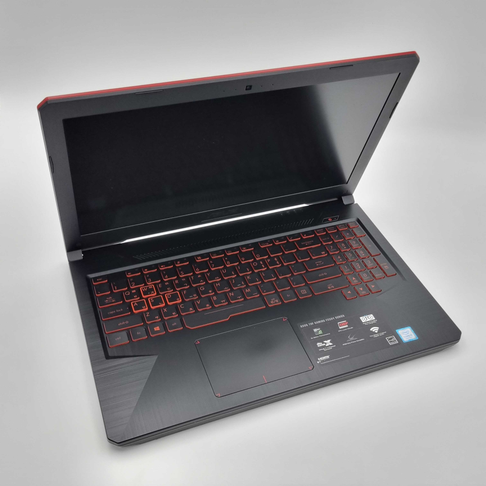 ASUS TUF i5 8TH RAM 16GB GTX 1050 1.2TB 15.6인치 게이밍 리퍼 노트북