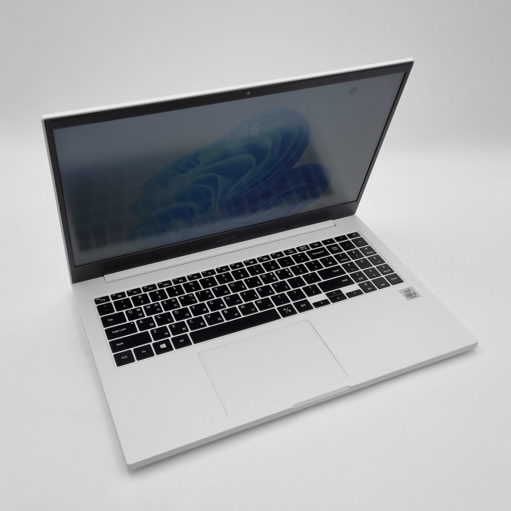 [파격특가]삼성 울트라 화이트 Intel 10TH RAM 16GB 15.6인치 리퍼 노트북