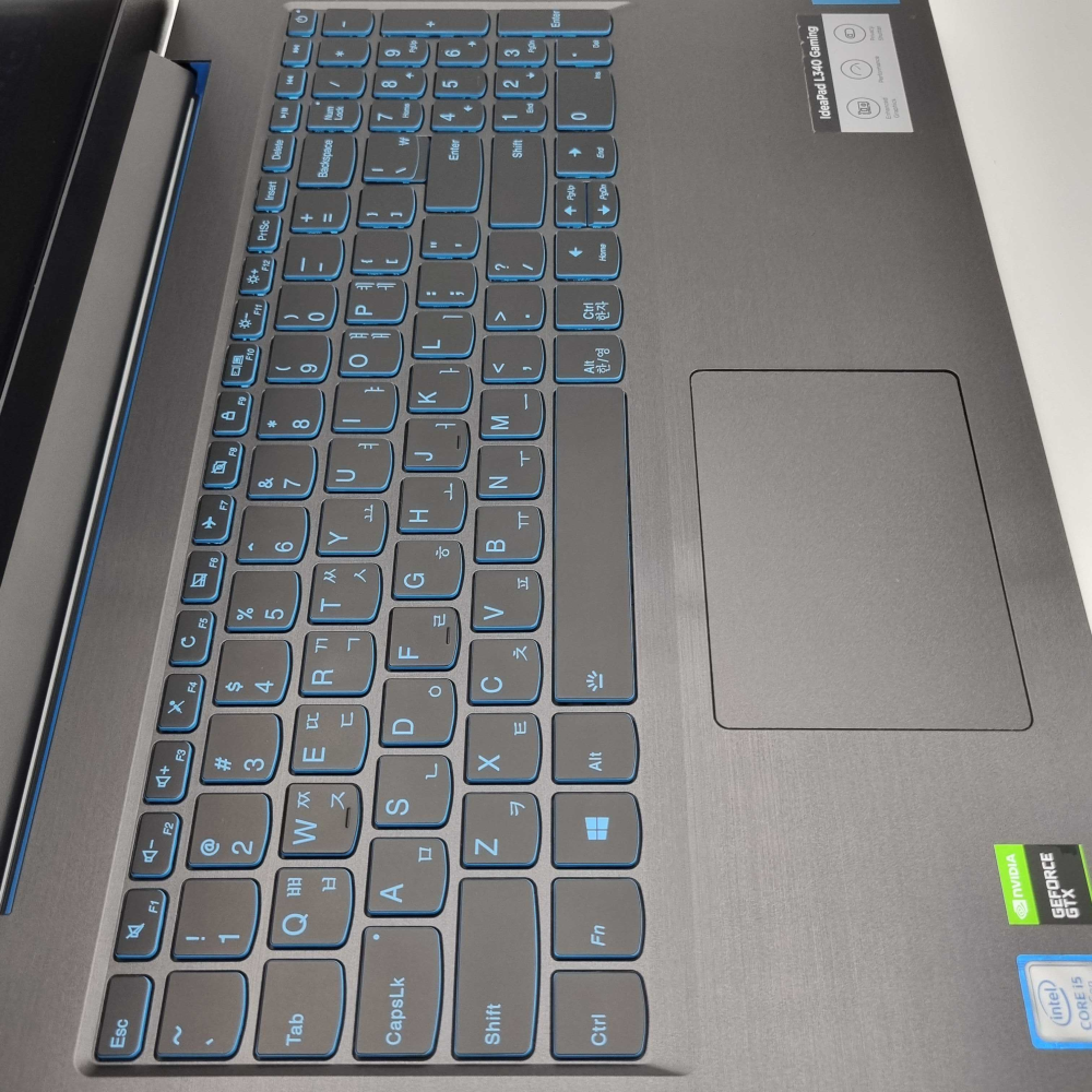 레노버 i5 9TH RAM 12GB GTX 1650 1.2TB 15.6인치 리퍼 노트북