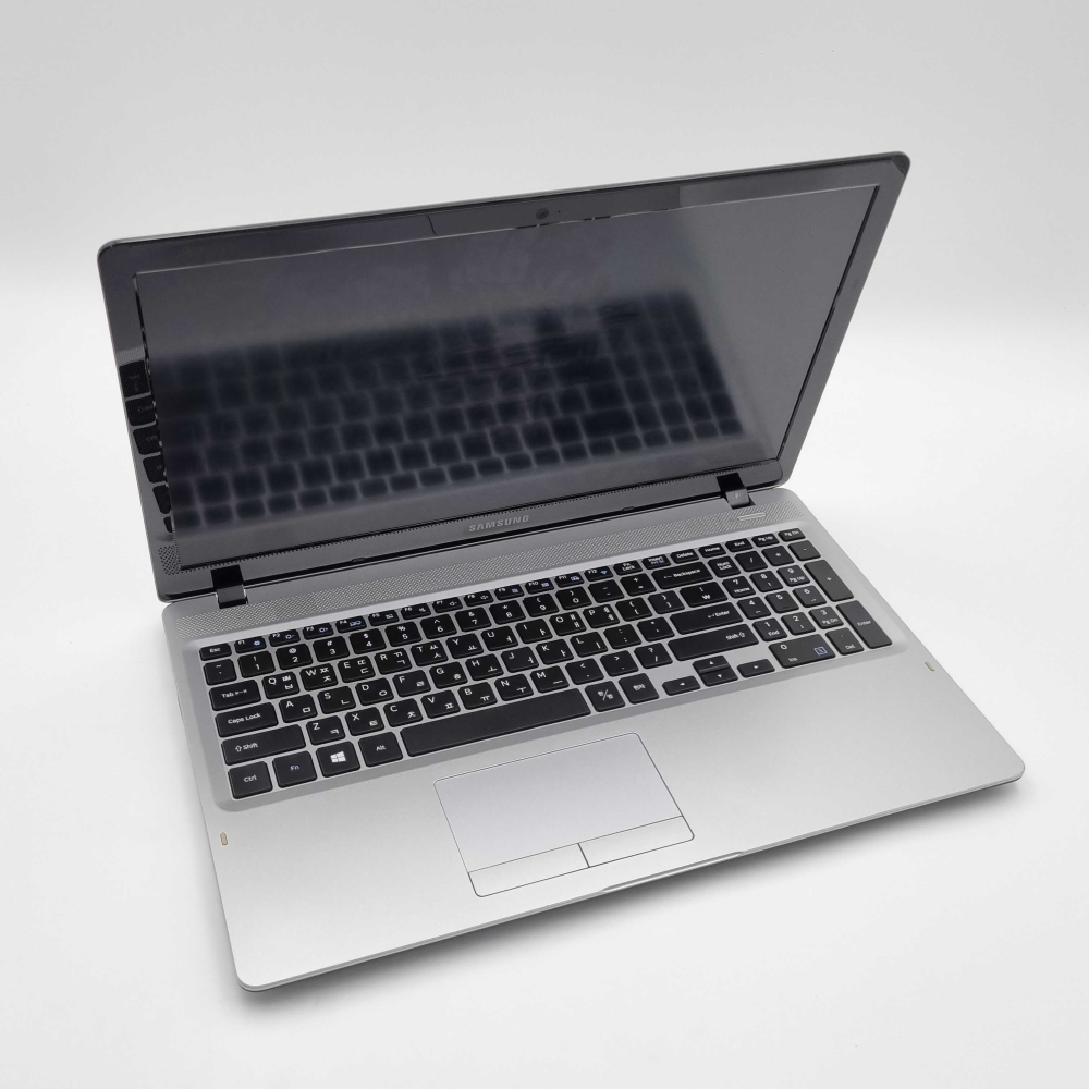 [파격특가]삼성 블랙 i5 CPU SSD 512GB 15.6인치 리퍼 노트북