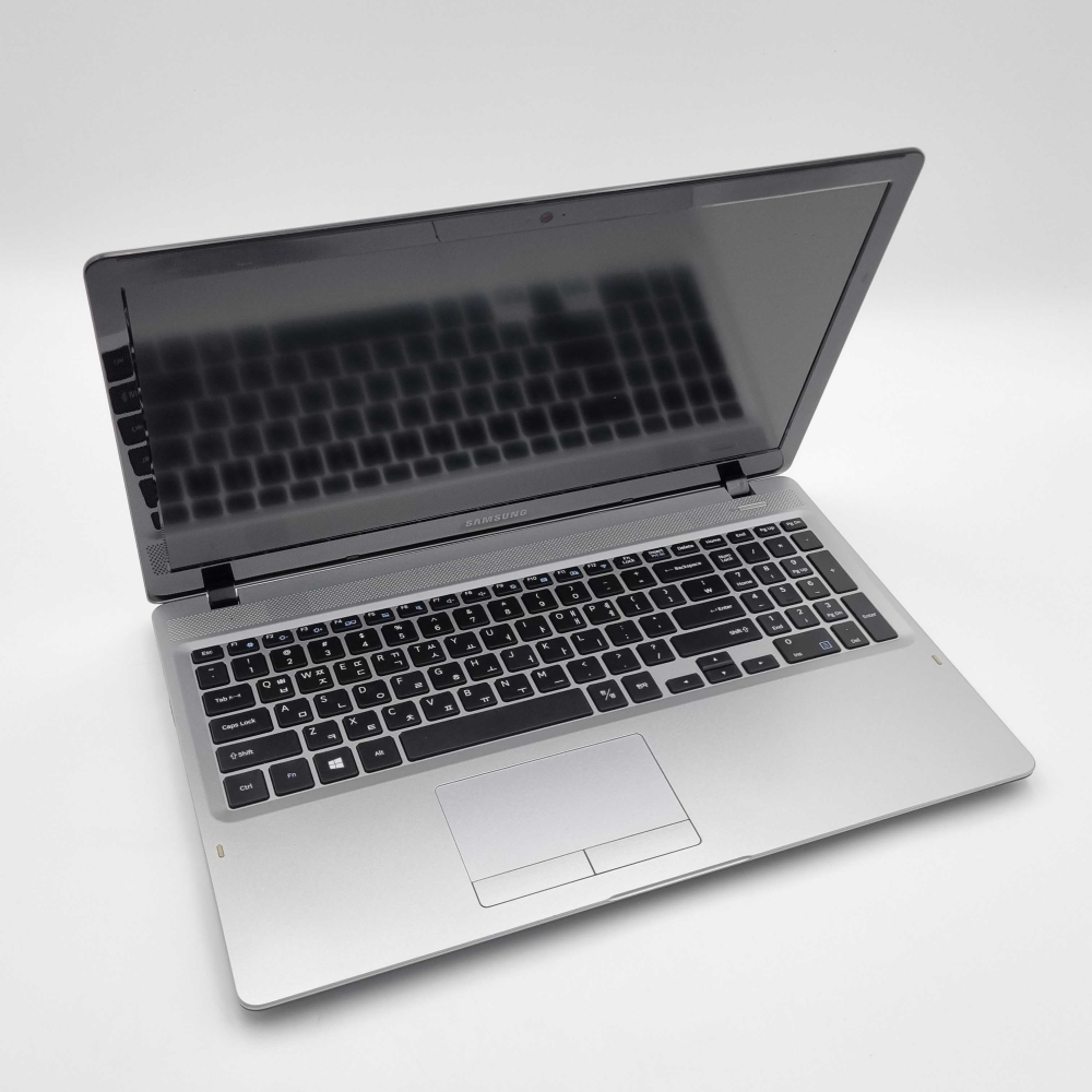 [파격특가]삼성 블랙 i5 CPU SSD 512GB 15.6인치 리퍼 노트북