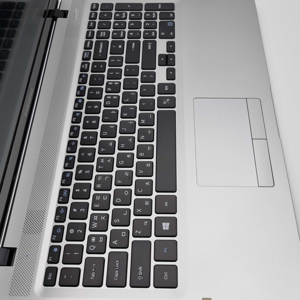 [파격특가]삼성 블랙 i5 CPU SSD 512GB 15.6인치 리퍼 노트북