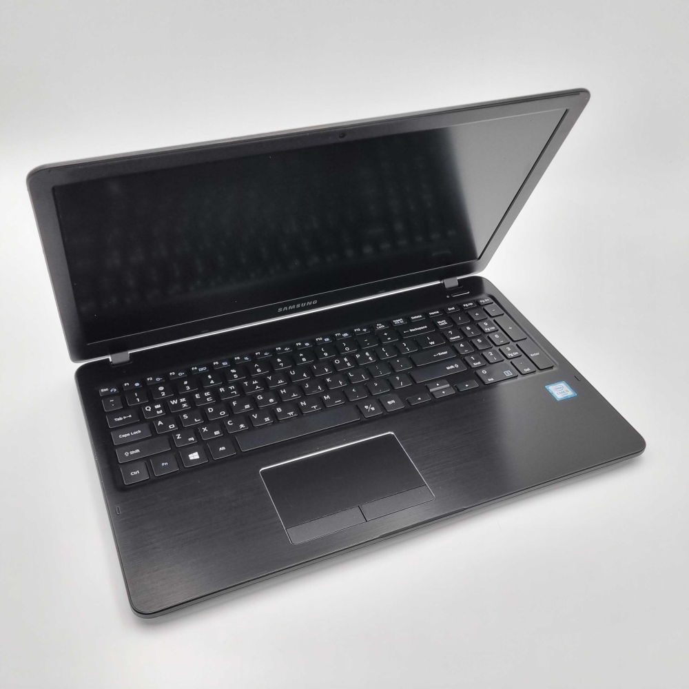 삼성 i5 CPU RAM 16GB 756GB 15.6인치 리퍼 노트북