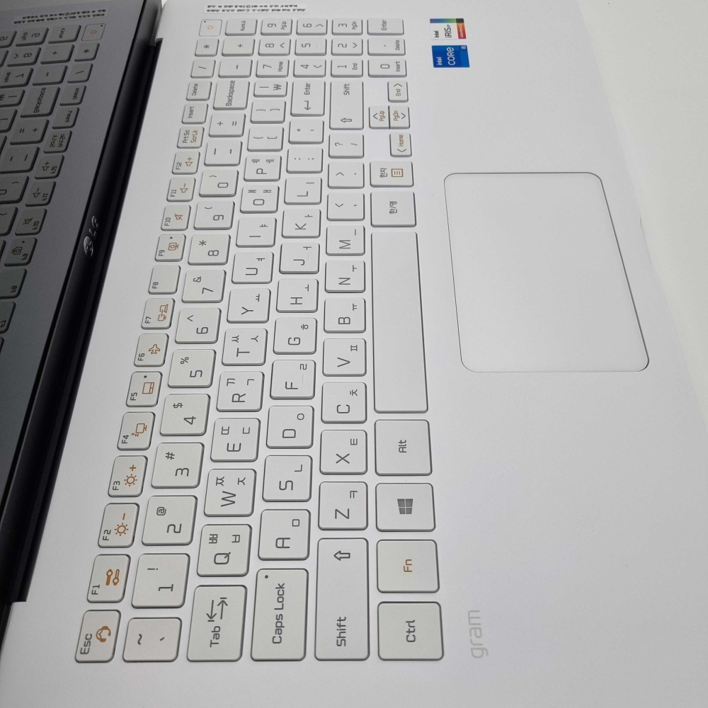 LG 15인치 그램 i5 11TH RAM 16GB SSD 512GB 가벼운 리퍼 노트북