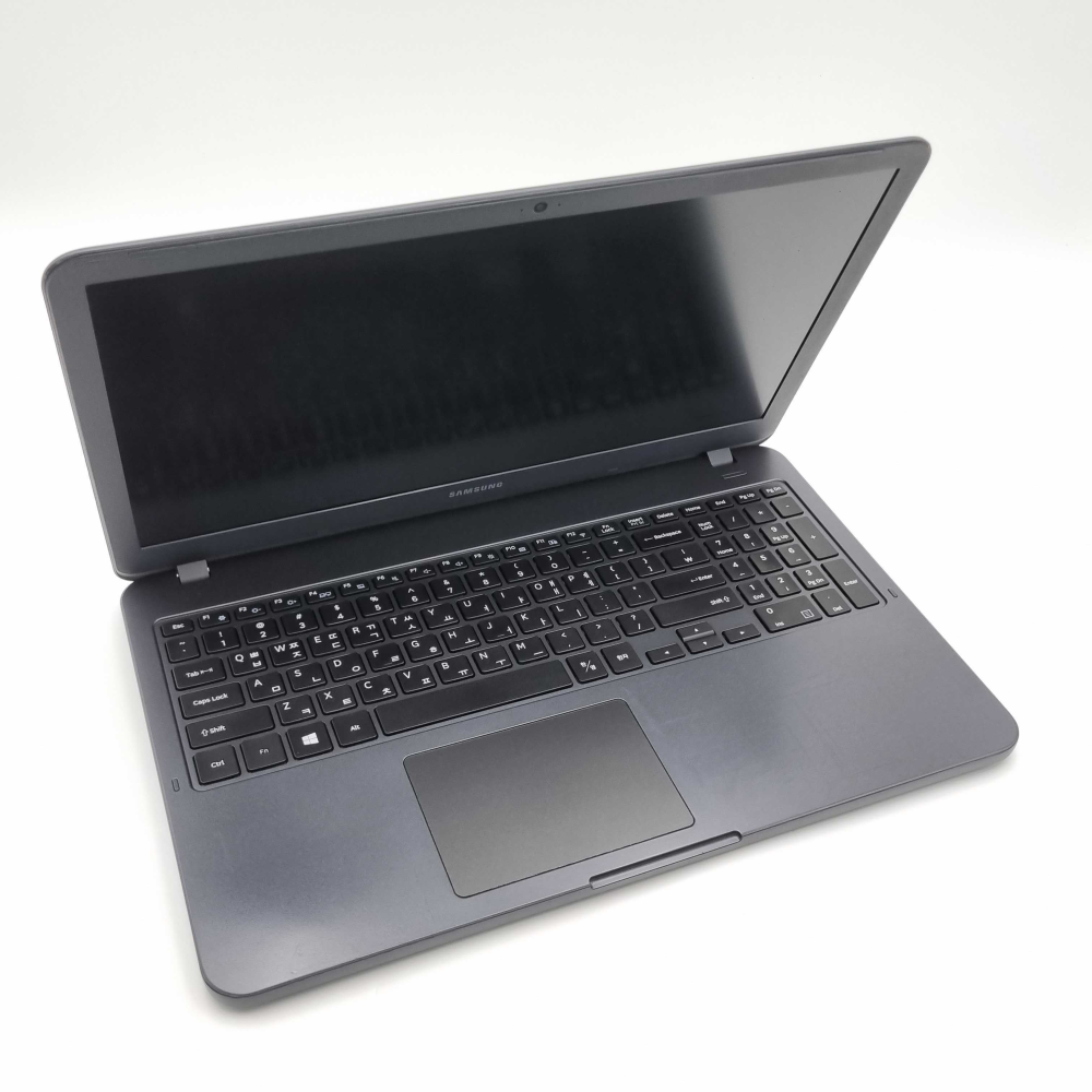삼성 울트라 i5 8TH RAM 16GB 756GB 15.6인치 리퍼 노트북