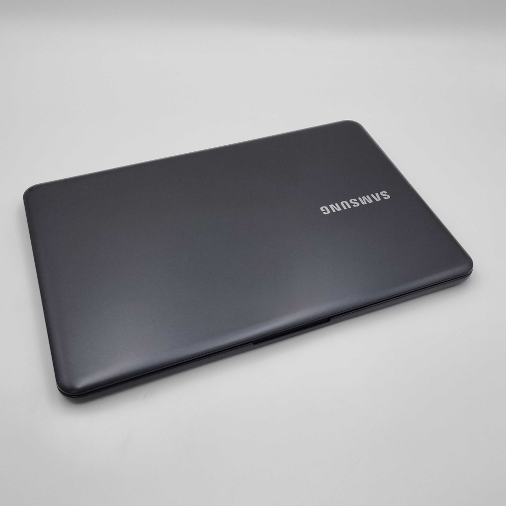 삼성 울트라 i5 8TH RAM 16GB 756GB 15.6인치 리퍼 노트북