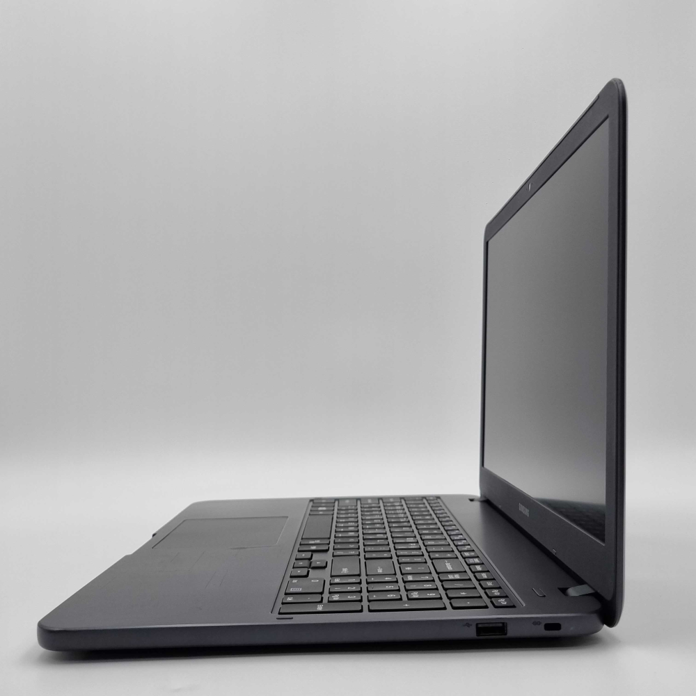 삼성 울트라 i5 8TH RAM 16GB 756GB 15.6인치 리퍼 노트북