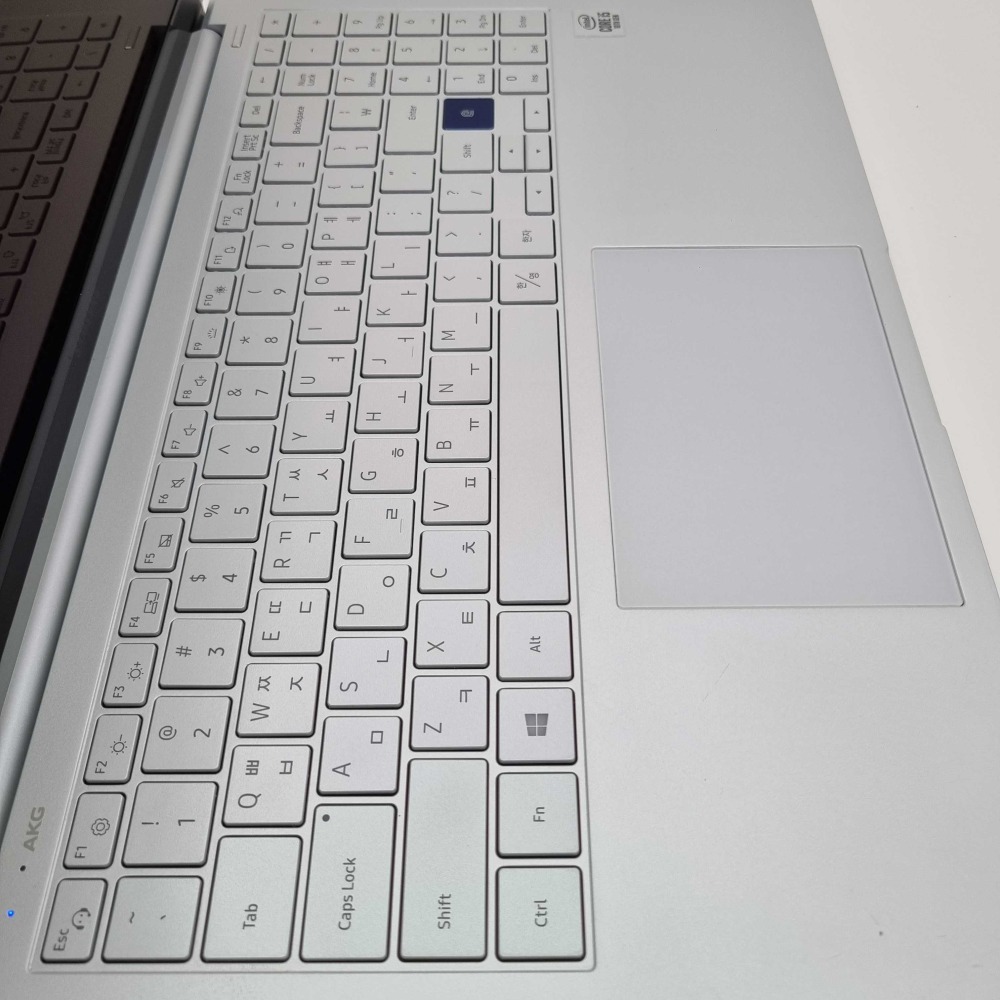 삼성 갤럭시북 i5 10TH UHD 그래픽 512GB 15.6인치 리퍼 노트북