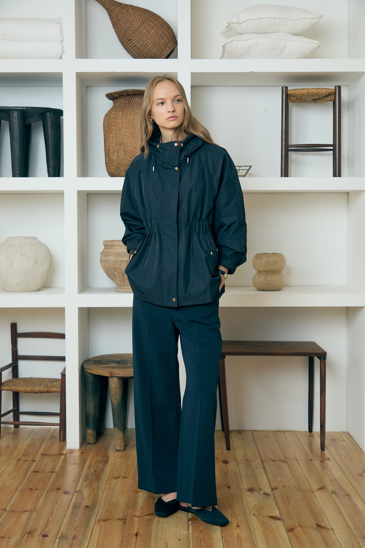 [캐리스노트] 중기장 하이넥 후드 점퍼 다크 네이비