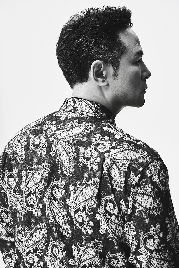 [선물포장][예작] 클래식 페이즐리 플라워 프린트 셔츠 블랙