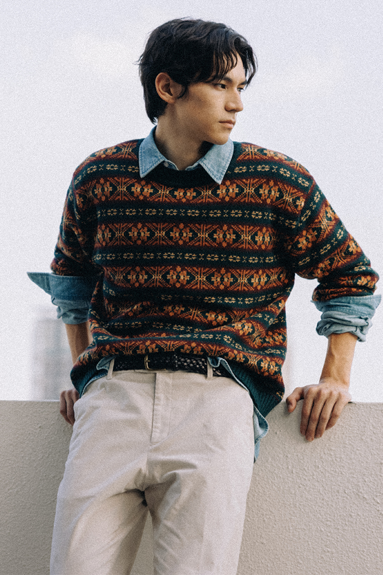 [공식몰] 노르딕 패턴 라운드 니트 카키