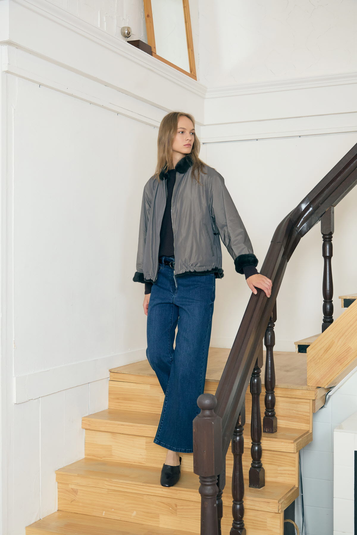 [캐리스노트] 밍크 카라 A라인 숏 점퍼 카키