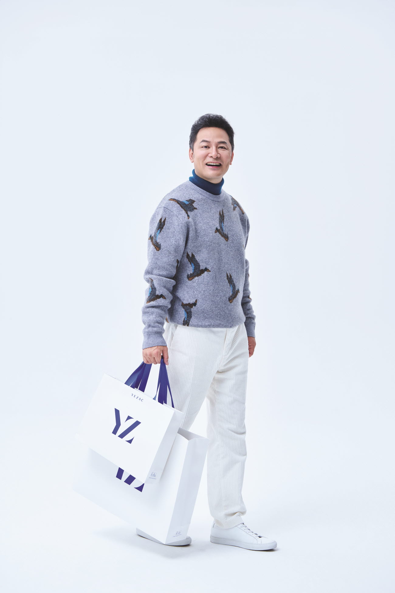 [선물포장][예작] 플라잉 덕 자카드 크루넥 니트 그레이