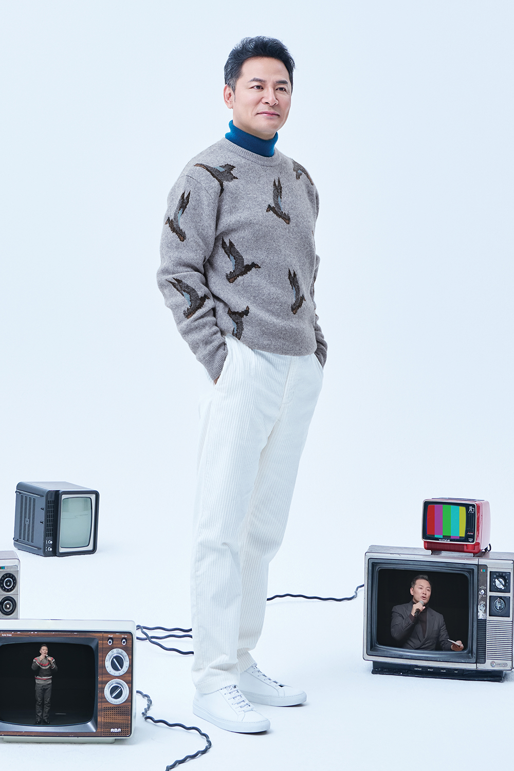 [공식몰] 플라잉 덕 자카드 크루넥 니트 그레이