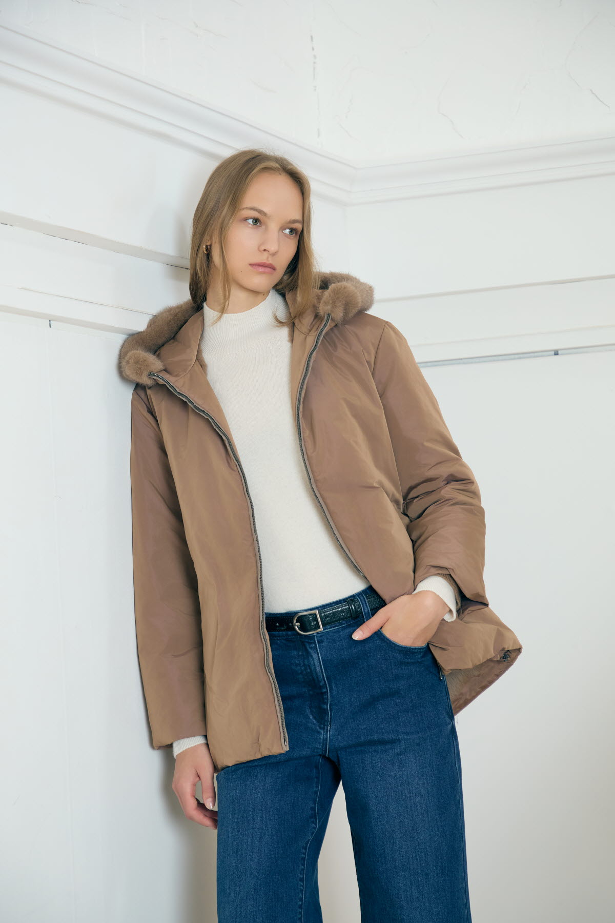 [캐리스노트] 밍크 후드 다운 점퍼 브라운