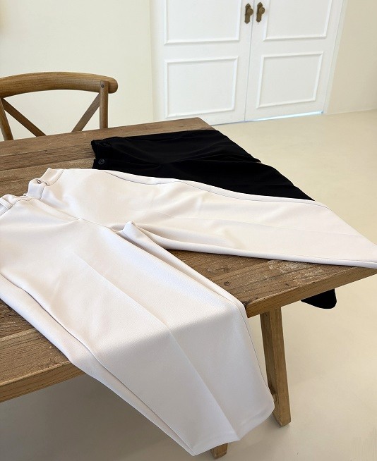 머스트 릴렉스 팬츠(2color)