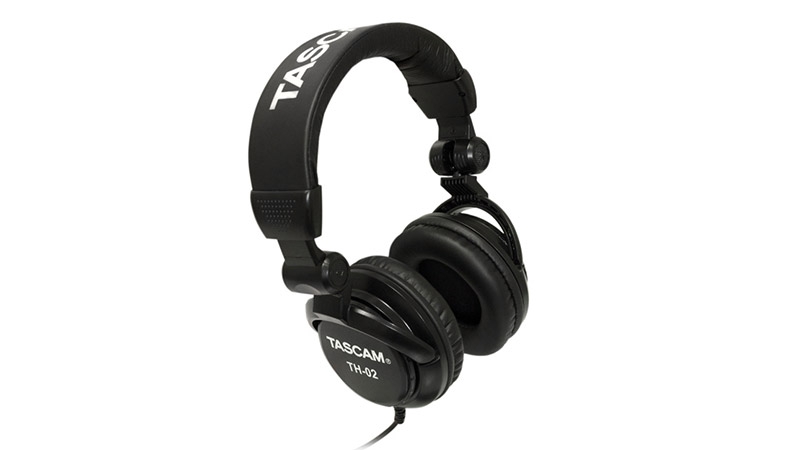 TASCAM TH-02/Multi-Use Studio Grade Headphones
