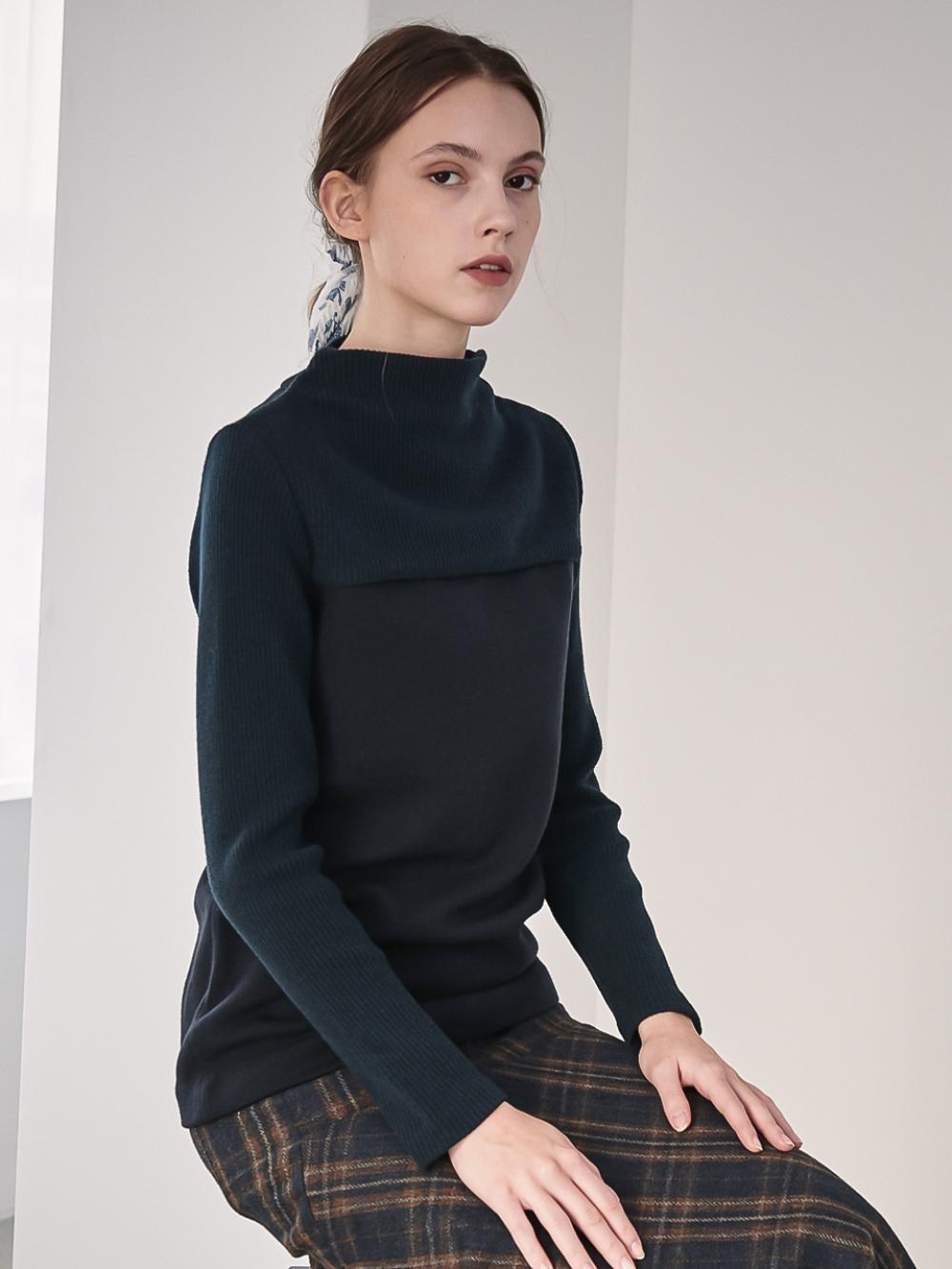 Rib Patched High-Neck Knit_Navy