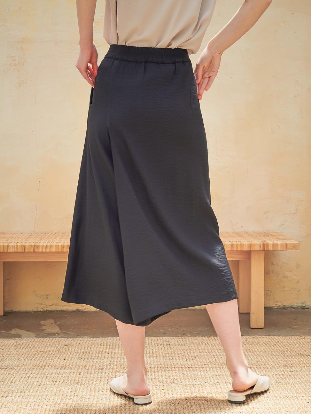 Skirt Detail Wide Pants_ Black