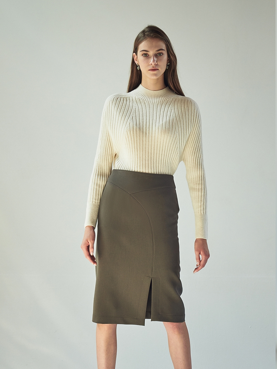 FRONT-SLIT PENCIL SKIRT_D.BROWN