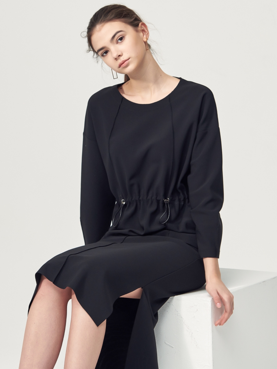 Comfort String Detail Blouse_Black