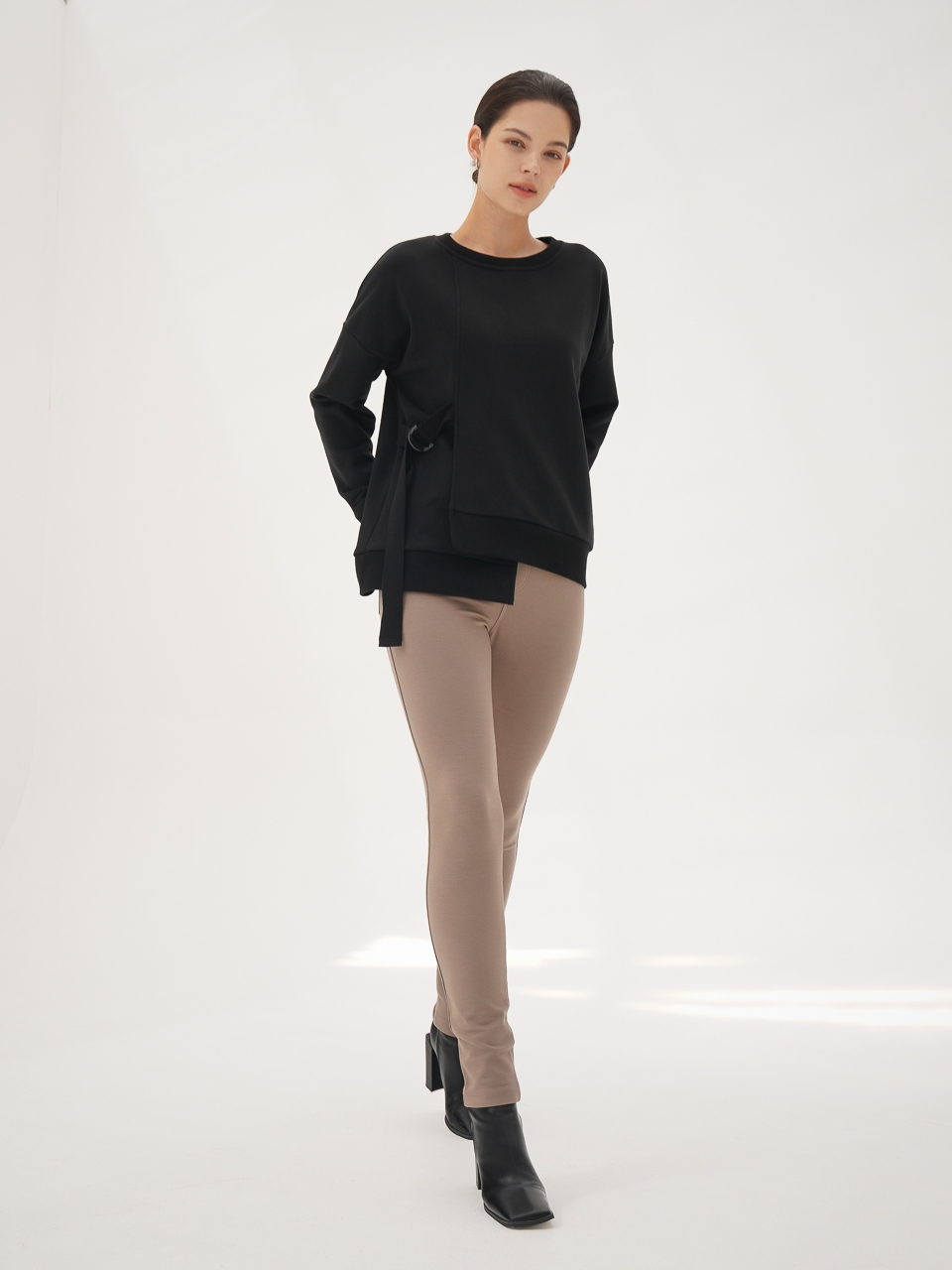 Asymmetric Sweatshirt_Black