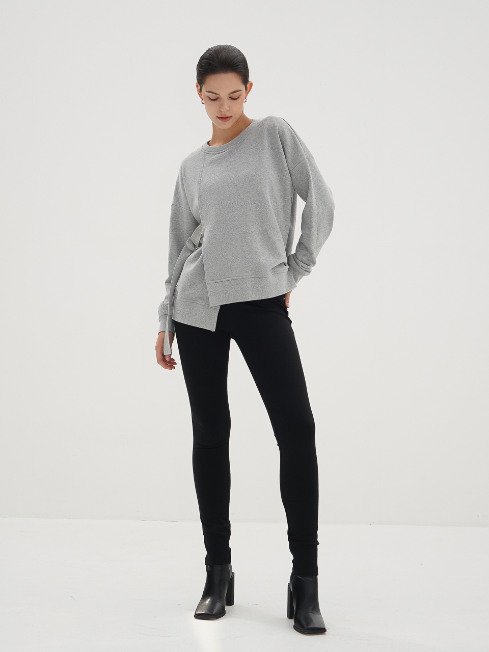 Asymmetric Sweatshirt_Black