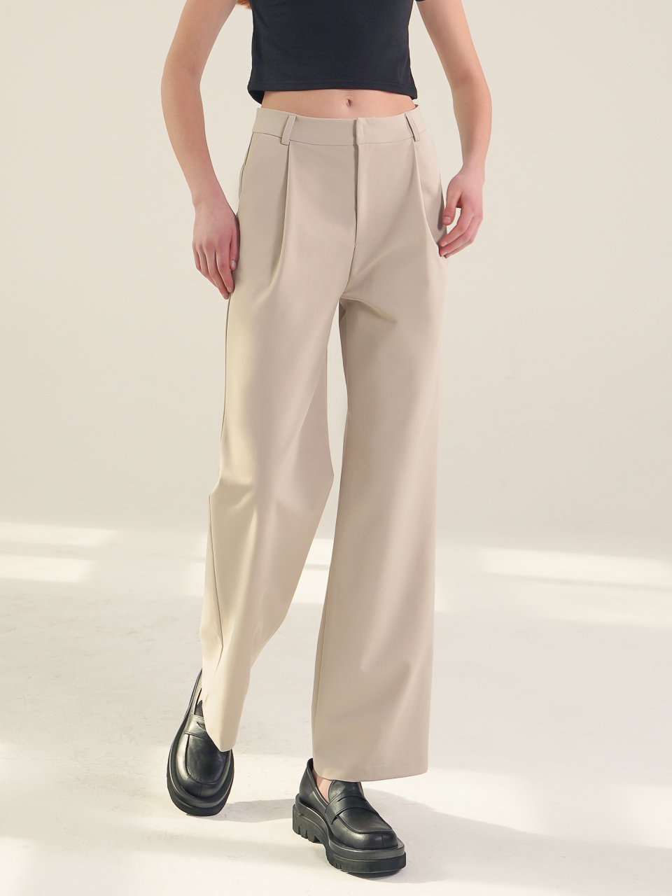 Pintuck Detail Semi Wide Slacks_Beige