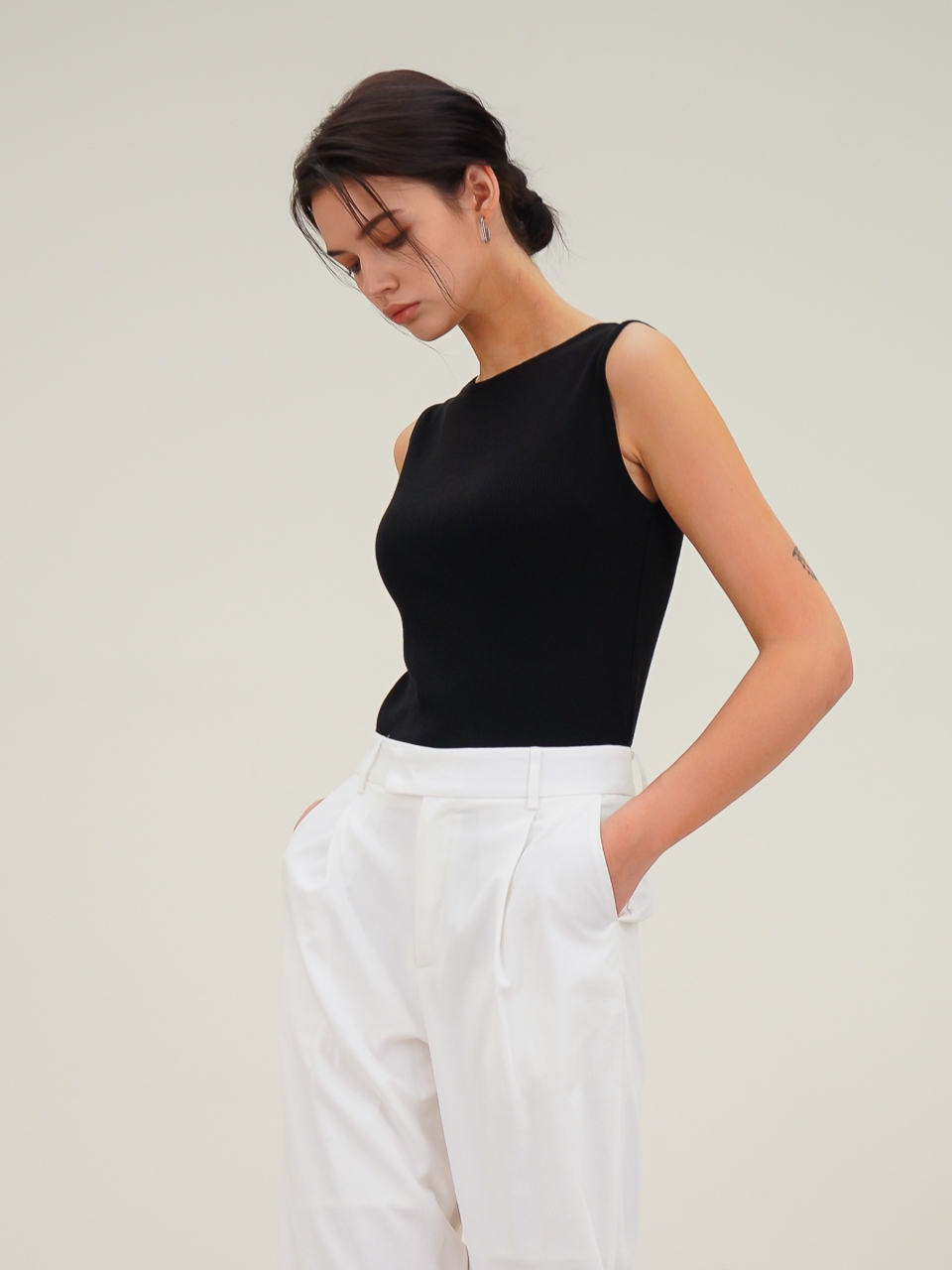 Pintuck Semi-Wide Slacks_White