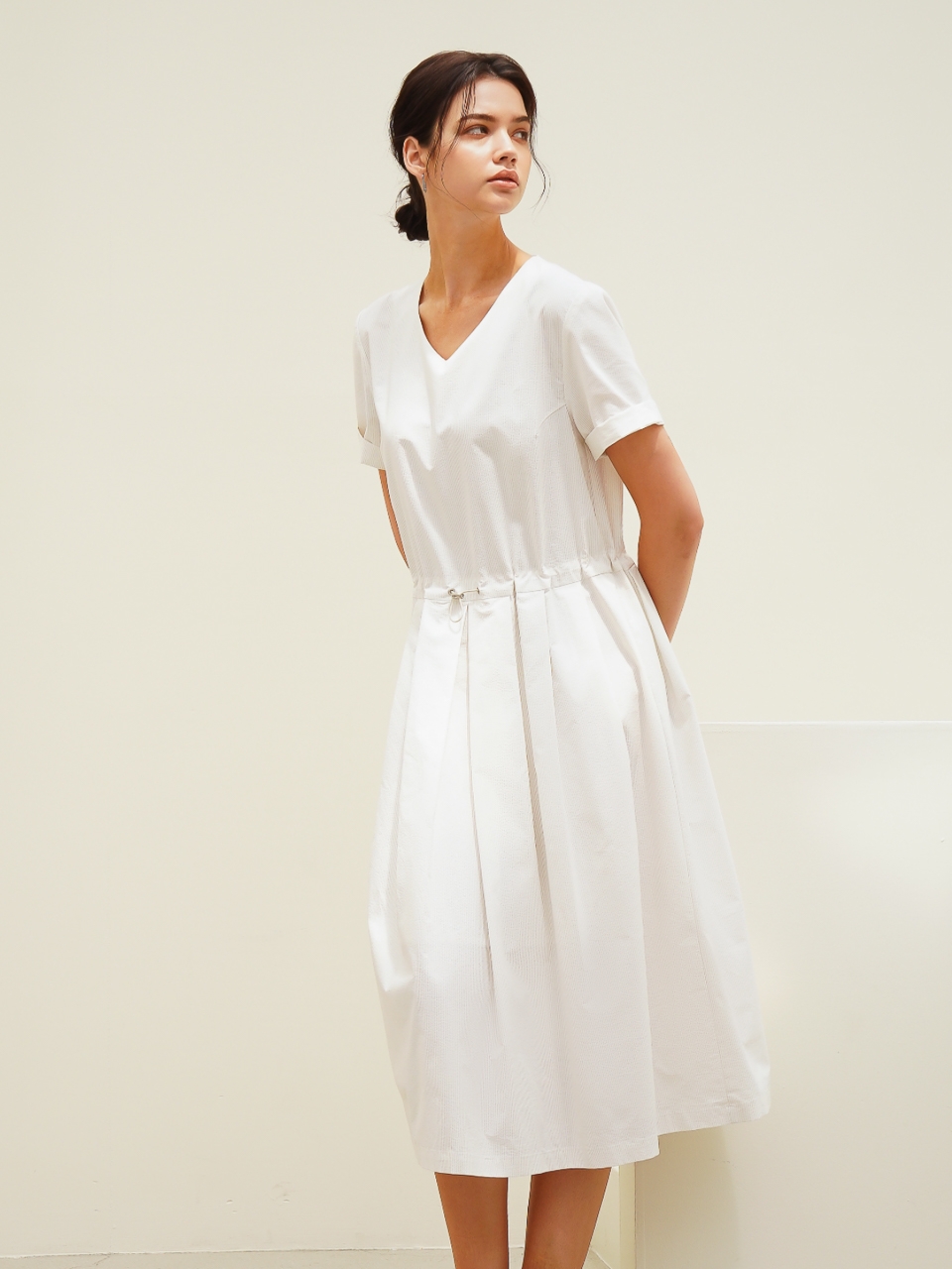 Waist String Pintuck Dress_White