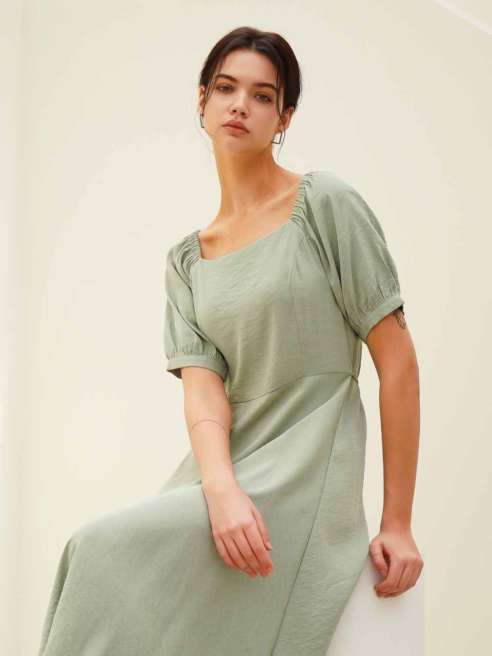 Square Neck Balloon Dress_Mt.Green