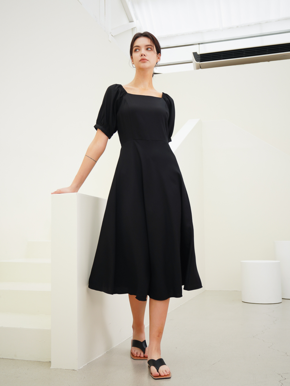 Square Neck Balloon Dress_Black