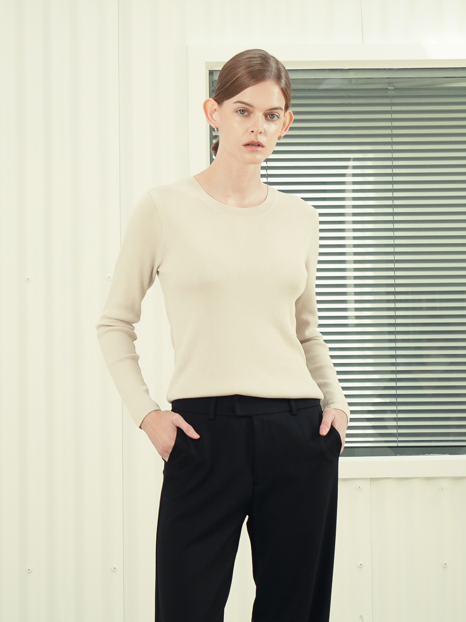 Ribbed Round Neck Knit _Ivory