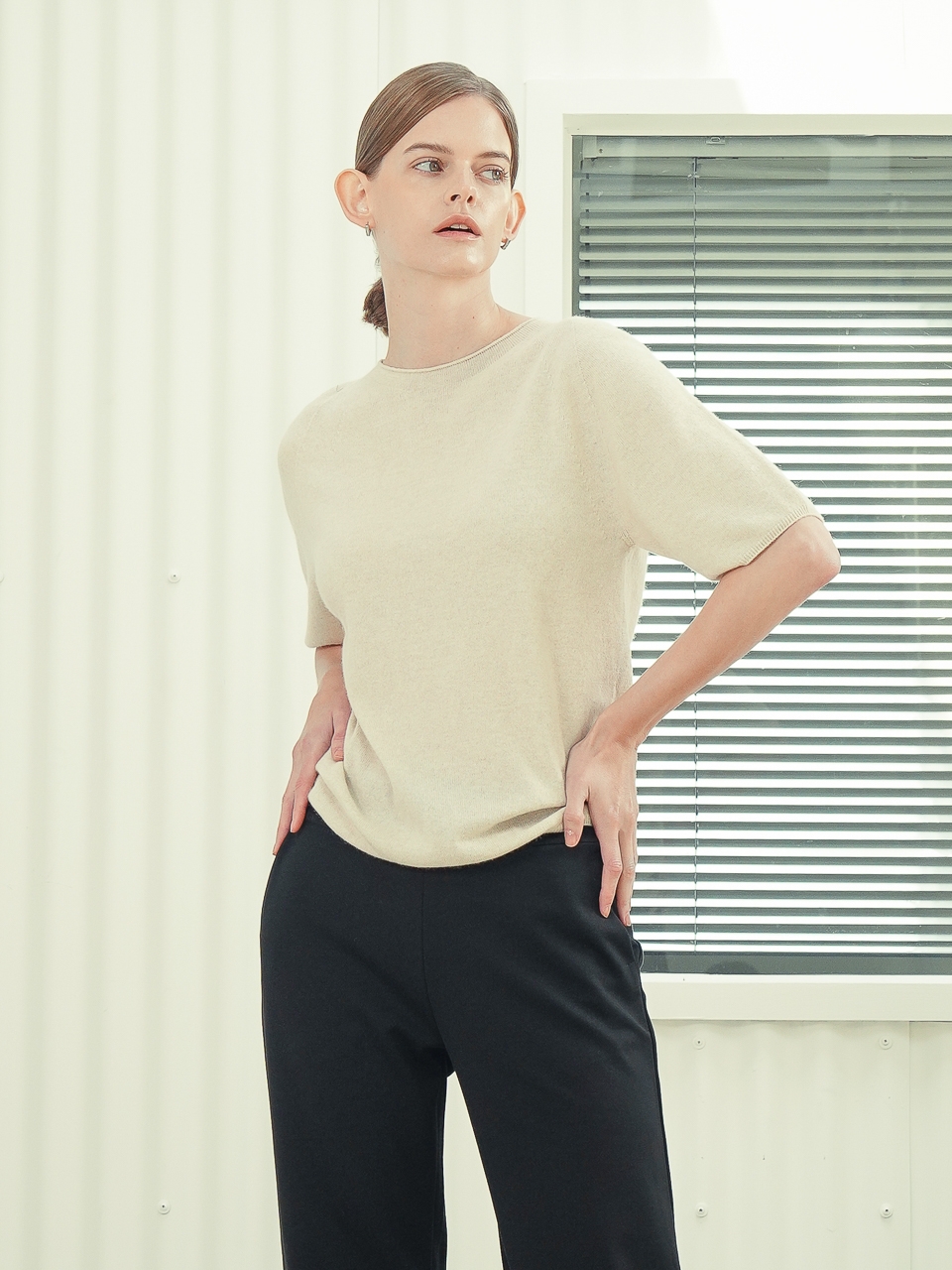 Cashmere Blended Round Neck Knit _Ivory