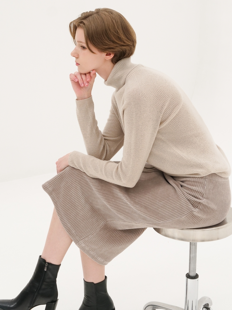 Ribbed Turtle-neck Knit _Beige