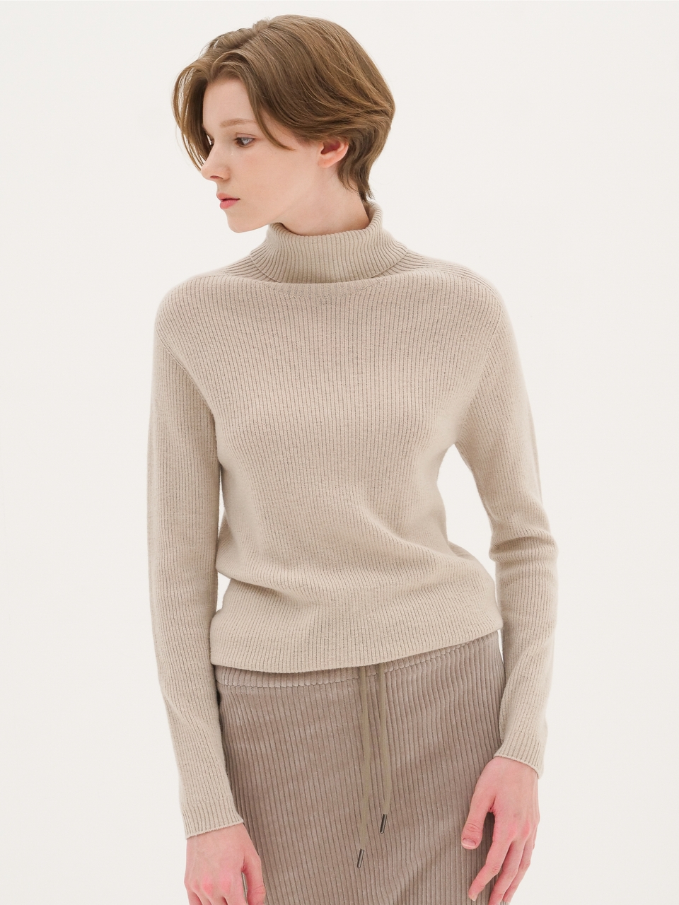 Ribbed Turtle-neck Knit _Beige