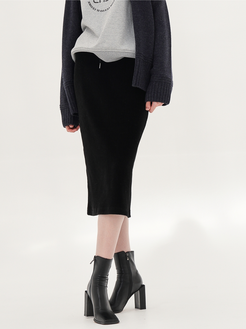 Corduroy Bending Skirt _Black