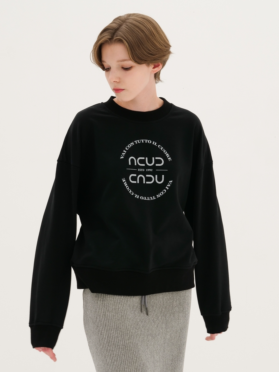 Circle Logo Sweatshirt _Grey