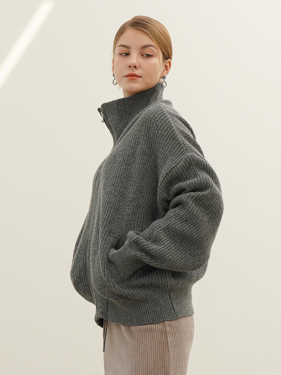 Heavy Wool Zip-up Knit _Grey