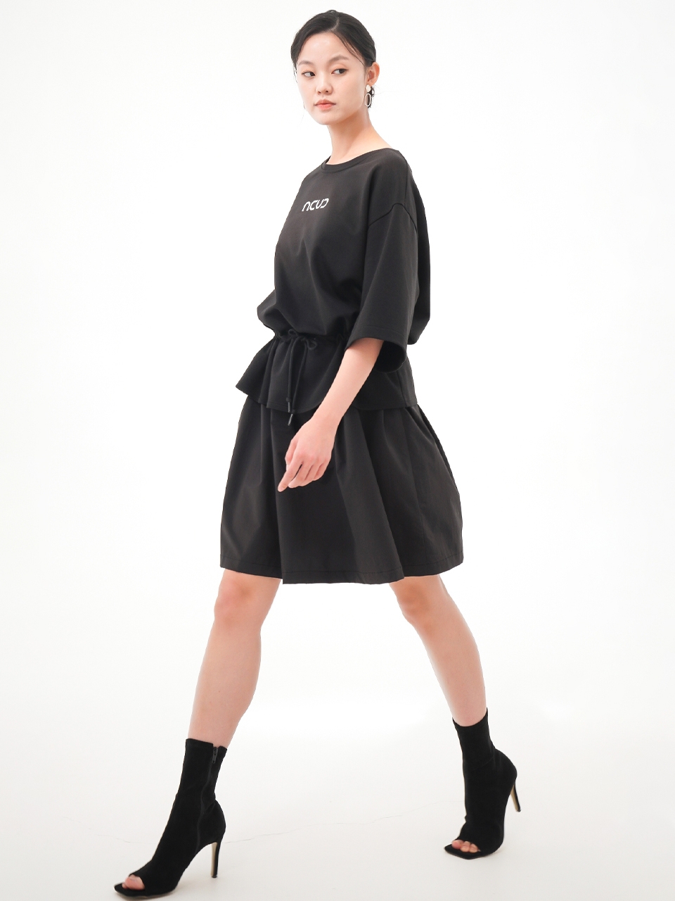 Half Sleeve Logo Dress _Black