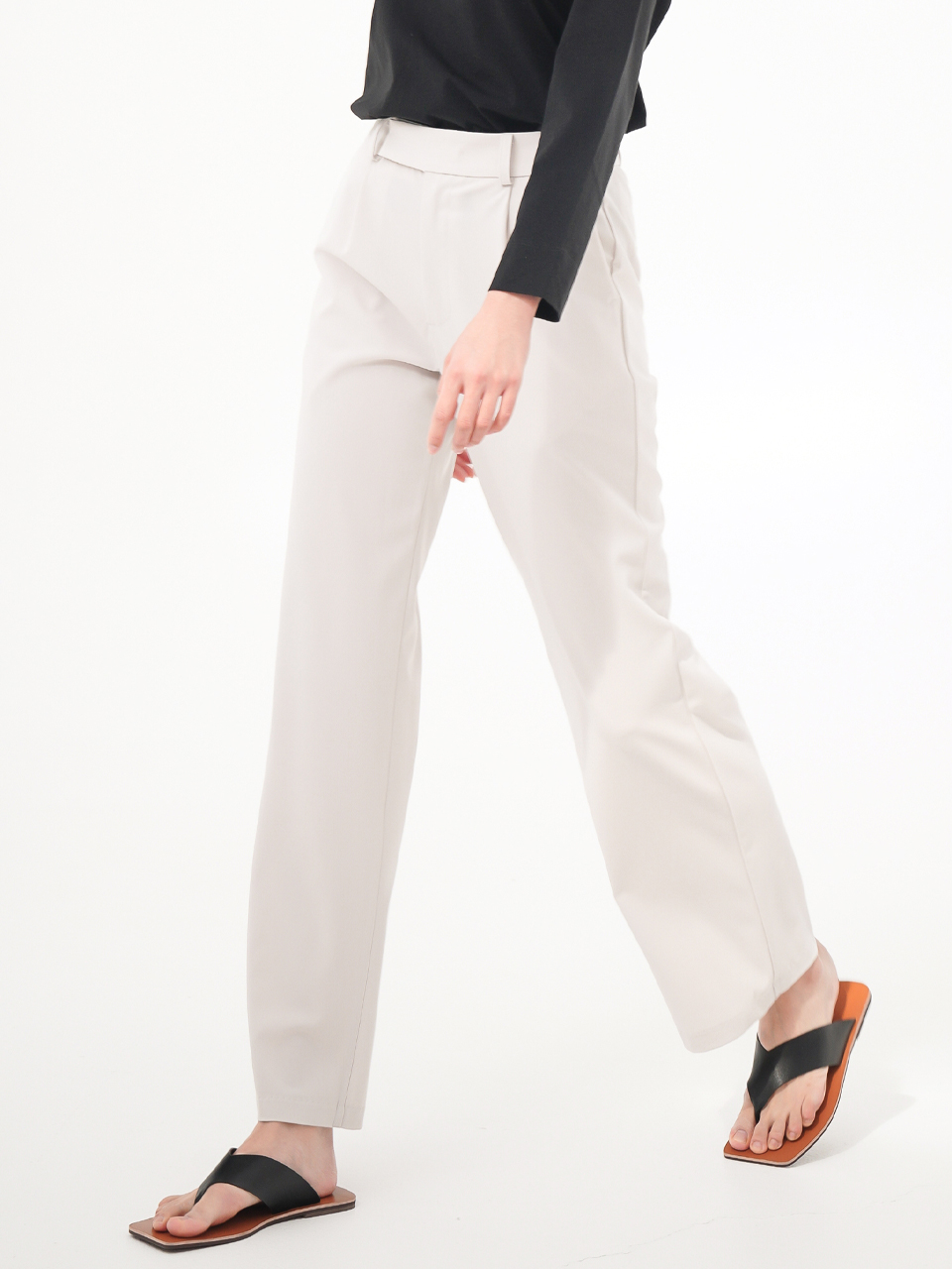 Light Semi Wide Slacks _L.Beige