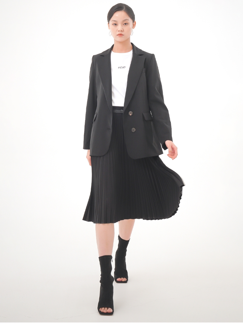 Bending Pleated Skirt _Black