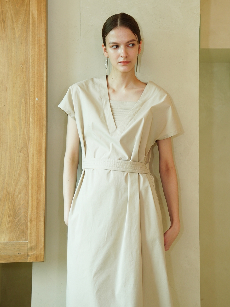 Pintuck Detail V-neck Dress _ Beige