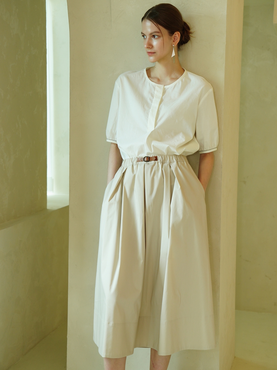 Tuck Detail Flared Skirt _ Beige