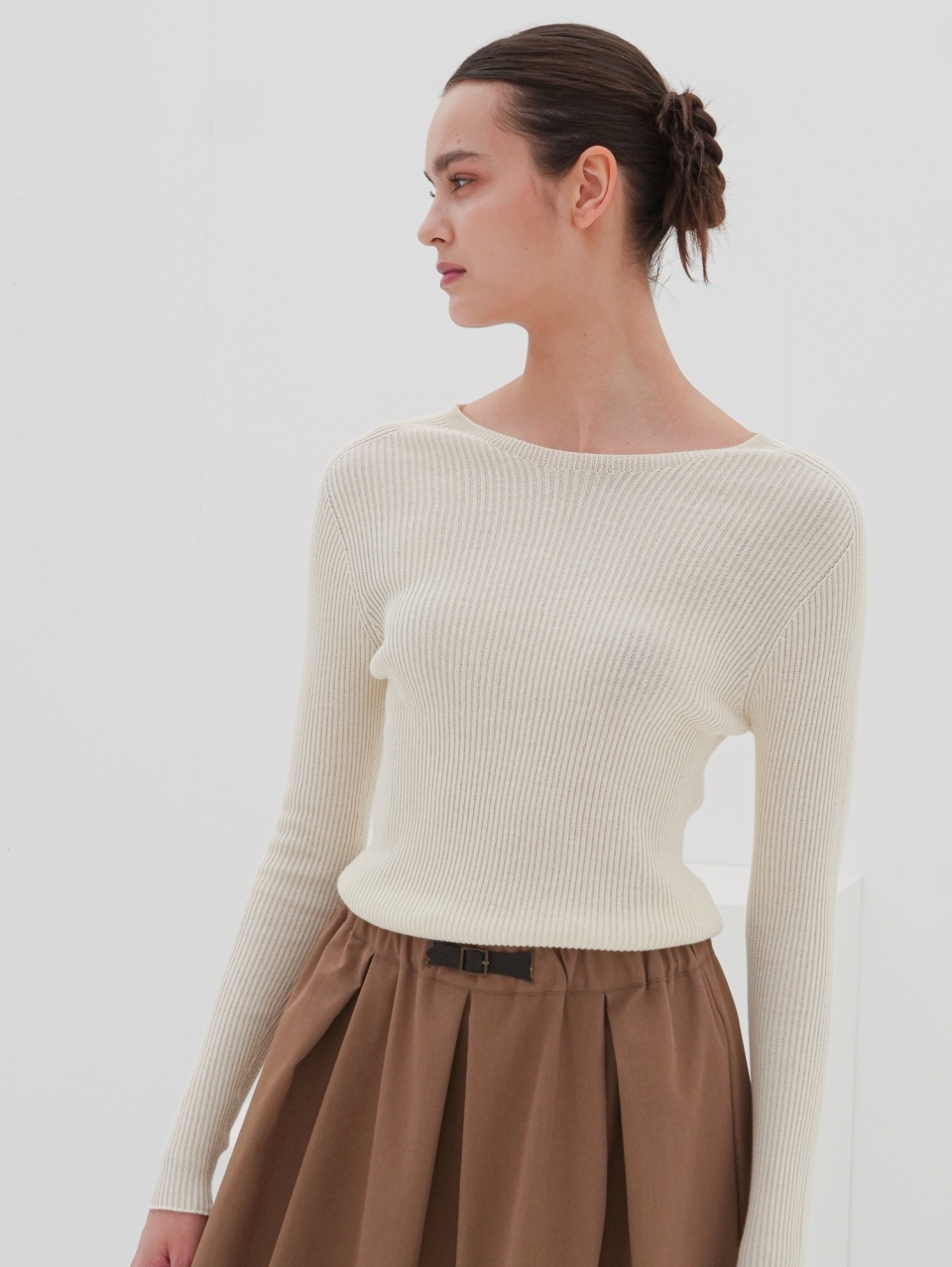 Round Neck Ribbed Knit _Beige