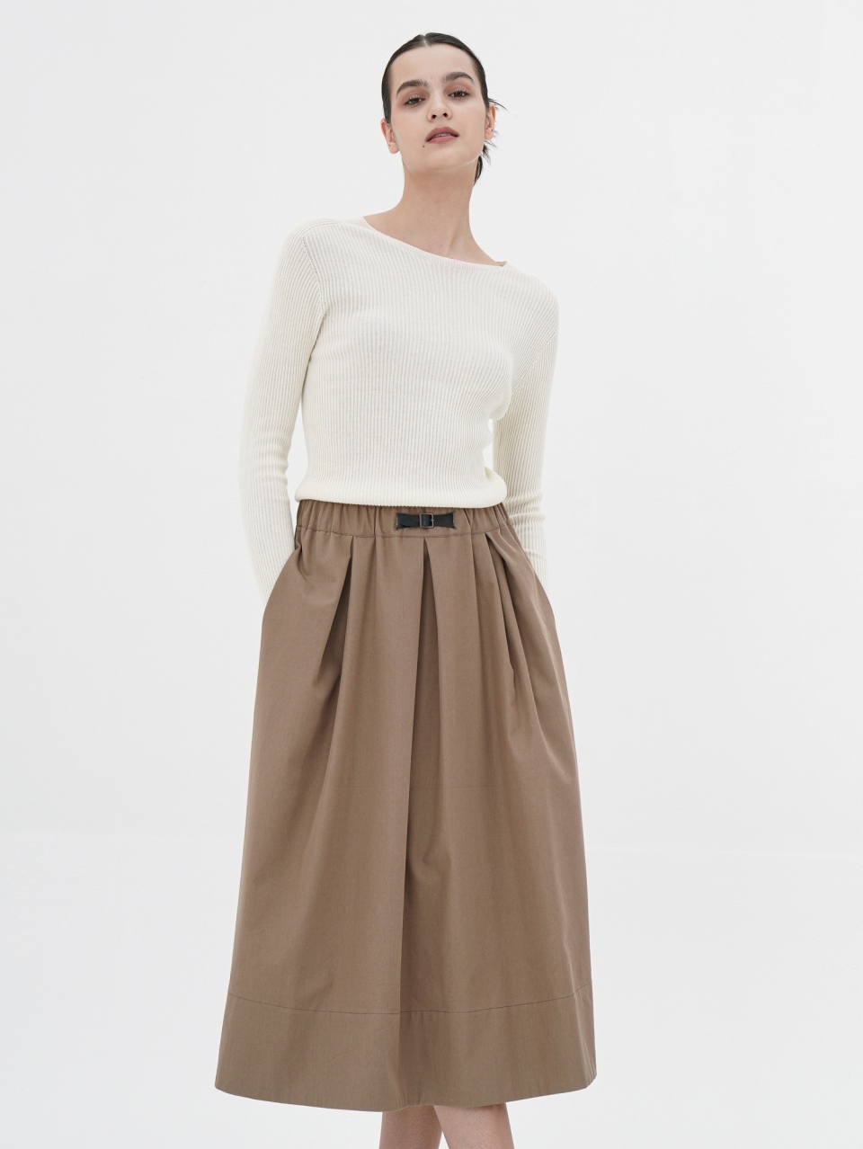 Tuck Detail Midi Skirt _ Beige