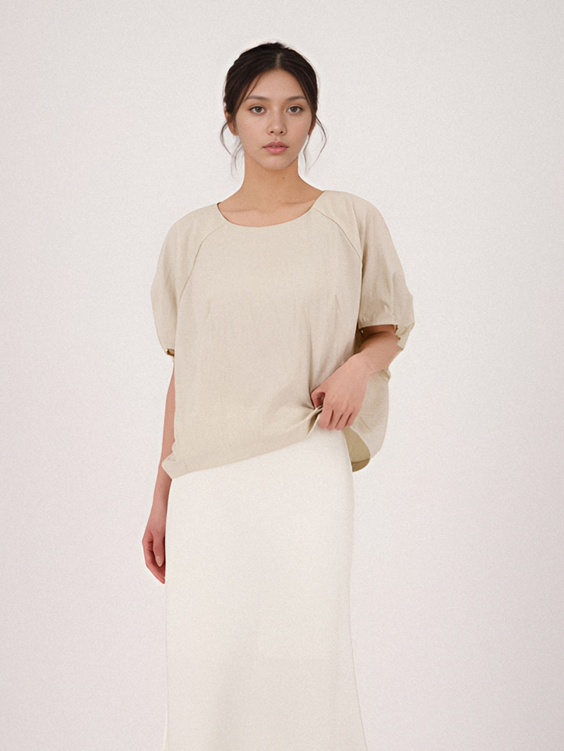 Round Neck Raglan Blouse _Beige